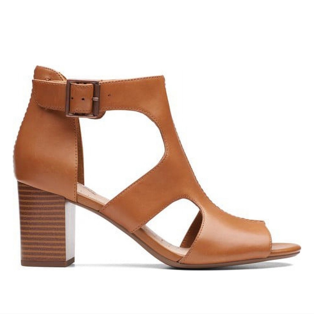 Clarks Deva Heidi Sandals